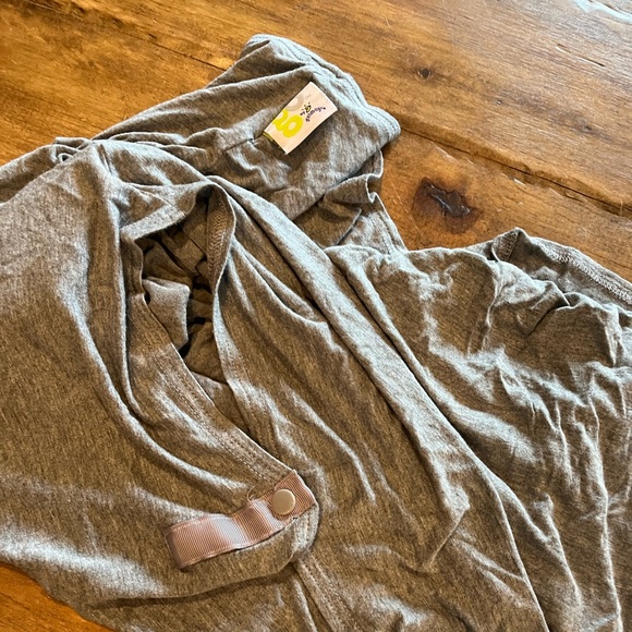 Go by Goldbug 4-in-1 Nursing Scarf - Gray o/s - Picture 2 of 8